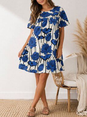 Wenrine Blue Floral Shift Dress L Short Sleeve A-Line Midi NWT